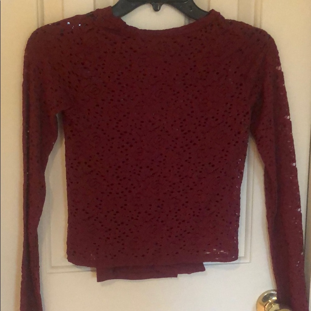 Cropped lace top